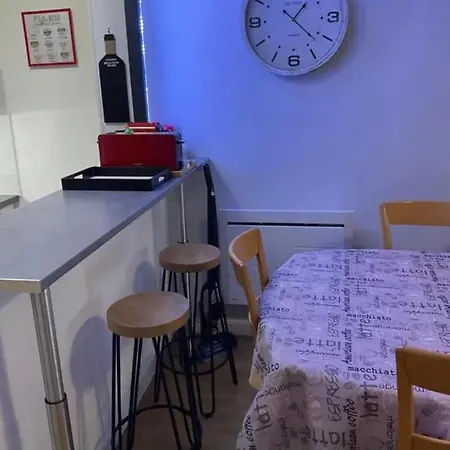 Moderne A De Luchon Vue Montagne 53m² Lägenhet *