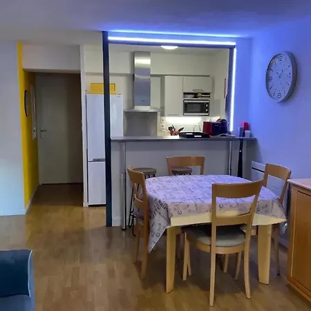 Lägenhet Moderne A De Luchon Vue Montagne 53m²